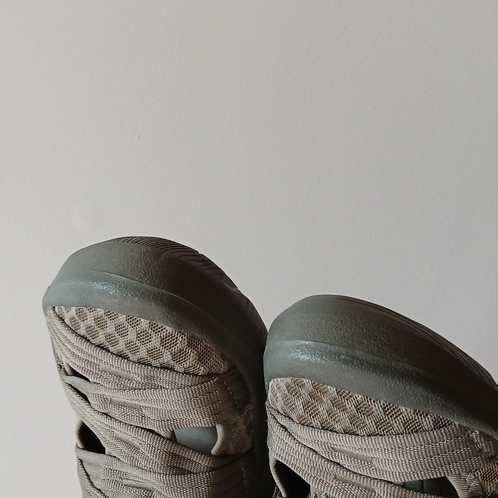 Oboz Whakata Water-Friendly Sandals Off-Road Trail Shoes - Picture 9 of 16